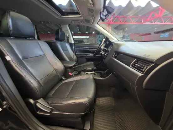 MITSUBISHI-OUTLANDER-2.0 16V GASOLINA 4P AUTOMÁTICO MITSUBISHI-OUTLANDER-2016