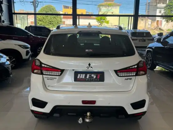 MITSUBISHI-OUTLANDER-2.0 MIVEC GASOLINA HPE AUTOMÁTICO MITSUBISHI-OUTLANDER-2021