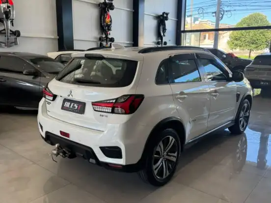 MITSUBISHI-OUTLANDER-2.0 MIVEC GASOLINA HPE AUTOMÁTICO MITSUBISHI-OUTLANDER-2021