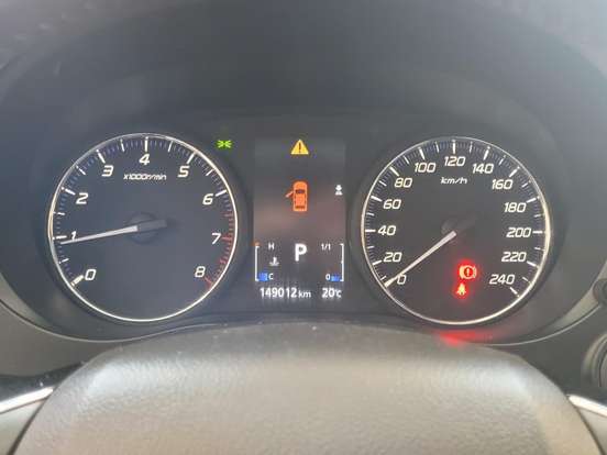 MITSUBISHI-OUTLANDER-2015