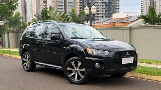 MITSUBISHI-OUTLANDER-2012