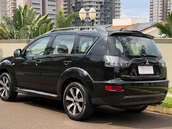 MITSUBISHI-OUTLANDER-2.0 16V GASOLINA 4P AUTOMÁTICO MITSUBISHI-OUTLANDER-2012