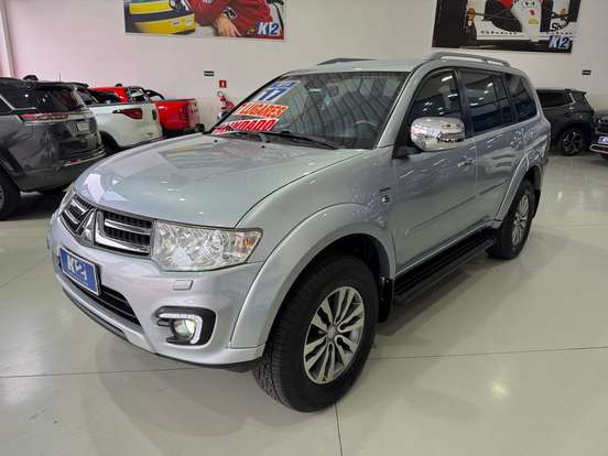MITSUBISHI-PAJERO-3.5 HPE 4X4 7 LUGARES V6 24V FLEX 4P AUTOMÁTICO MITSUBISHI-PAJERO-2016