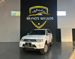 MITSUBISHI PAJERO DAKAR 3.2 HPE 4X4 7 LUGARES 16V TURBO INTERCOOLER DIESEL 4P AUTOMÁTICO MITSUBISHI PAJERO DAKAR 3.2 HPE 4X4 7 LUGARES 16V TURBO INTERCOOLER DIESEL 4P AUTOMÁTICO