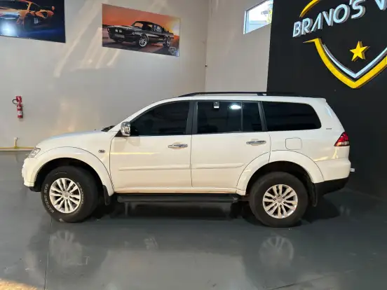 MITSUBISHI-PAJERO DAKAR-2014