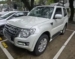 MITSUBISHI PAJERO FULL 3.2 HPE 4X4 16V TURBO INTERCOOLER DIESEL 2P AUTOMÁTICO MITSUBISHI PAJERO FULL 3.2 HPE 4X4 16V TURBO INTERCOOLER DIESEL 2P AUTOMÁTICO