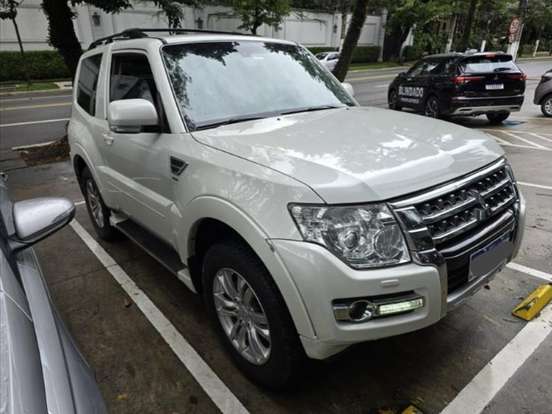 MITSUBISHI-PAJERO FULL-3.2 HPE 4X4 16V TURBO INTERCOOLER DIESEL 2P AUTOMÁTICO MITSUBISHI-PAJERO FULL-2018