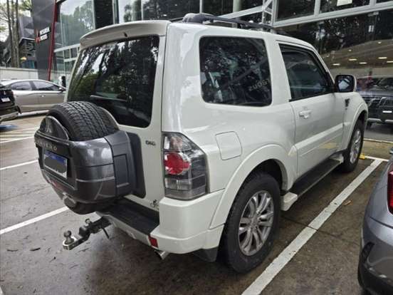 MITSUBISHI-PAJERO FULL-3.2 HPE 4X4 16V TURBO INTERCOOLER DIESEL 2P AUTOMÁTICO MITSUBISHI-PAJERO FULL-2018