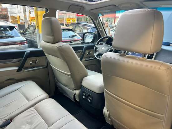 MITSUBISHI-PAJERO FULL-3.2 HPE 4X4 16V TURBO INTERCOOLER DIESEL 4P AUTOMÁTICO MITSUBISHI-PAJERO FULL-2017