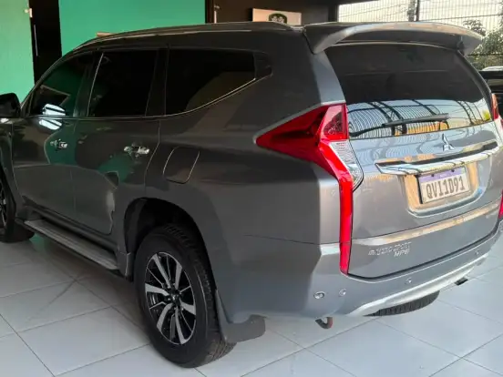 MITSUBISHI-PAJERO SPORT-2.4 16V MIVEC TURBO DIESEL HPE AWD AUTOMÁTICO MITSUBISHI-PAJERO SPORT-2019