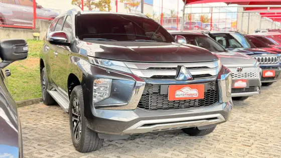 MITSUBISHI PAJERO SPORT 2.4 16V MIVEC TURBO DIESEL HPE-S AWD AUTOMÁTICO