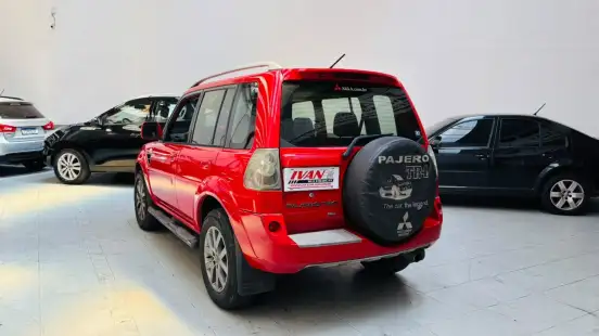 MITSUBISHI-PAJERO TR4-2012