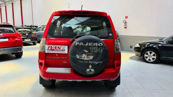 MITSUBISHI-PAJERO TR4-2012