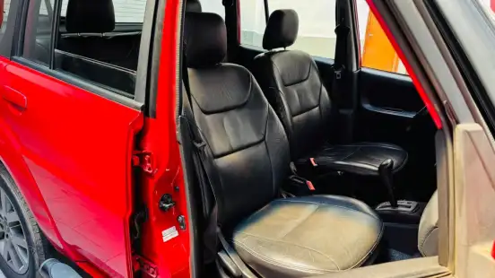 MITSUBISHI-PAJERO TR4-2012