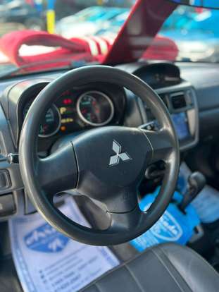 MITSUBISHI-PAJERO TR4-2012