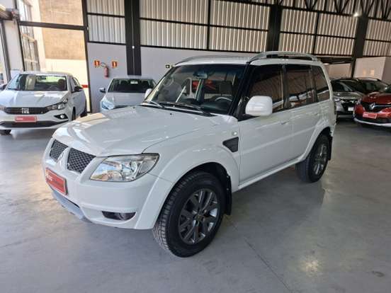 MITSUBISHI-PAJERO TR4-2.0 4X2 16V 140CV FLEX 4P MANUAL MITSUBISHI-PAJERO TR4-2014