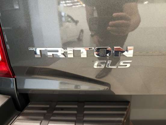 MITSUBISHI-TRITON-2026