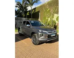 MITSUBISHI TRITON 2.4 BITURBO DIESEL CD HPE 4X4 AUTOMÁTICO MITSUBISHI TRITON 2.4 BITURBO DIESEL CD HPE 4X4 AUTOMÁTICO
