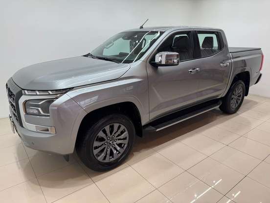 MITSUBISHI-TRITON-2025