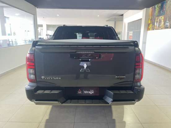 MITSUBISHI-TRITON-2025