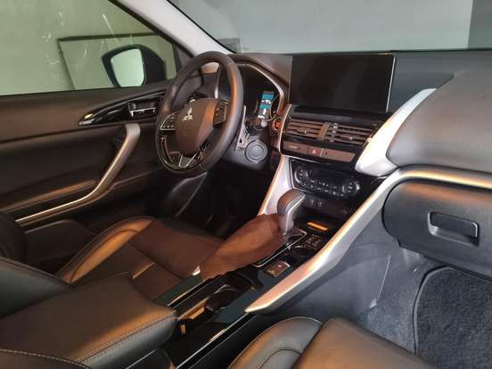 MITSUBISHI-ECLIPSE CROSS-1.5 MIVEC TURBO GASOLINA HPE CVT MITSUBISHI-ECLIPSE CROSS-2025
