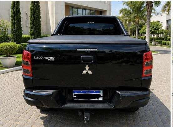 MITSUBISHI-L200 TRITON-2017