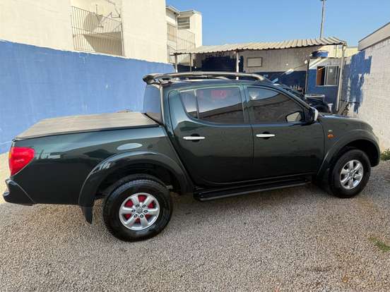 MITSUBISHI-L200 TRITON-3.2 HPE 4X4 CD 16V TURBO INTERCOOLER DIESEL 4P AUTOMÁTICO MITSUBISHI-L200 TRITON-2012