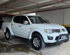MITSUBISHI L200 TRITON 3.5 HPE 4X4 CD V6 24V FLEX 4P AUTOMÁTICO MITSUBISHI L200 TRITON 3.5 HPE 4X4 CD V6 24V FLEX 4P AUTOMÁTICO