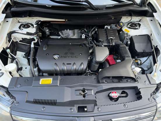 MITSUBISHI-OUTLANDER-2.0 16V GASOLINA 4P AUTOMÁTICO MITSUBISHI-OUTLANDER-2015
