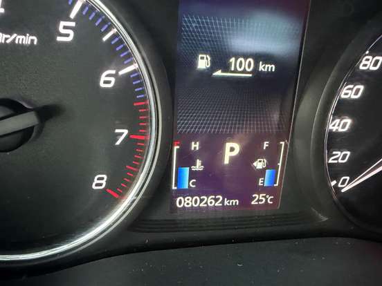 MITSUBISHI-OUTLANDER-2015