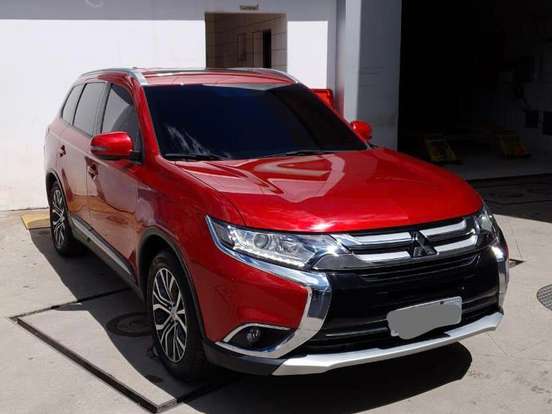 MITSUBISHI-OUTLANDER-2.0 COMFORT 16V GASOLINA 4P AUTOMÁTICO MITSUBISHI-OUTLANDER-2017