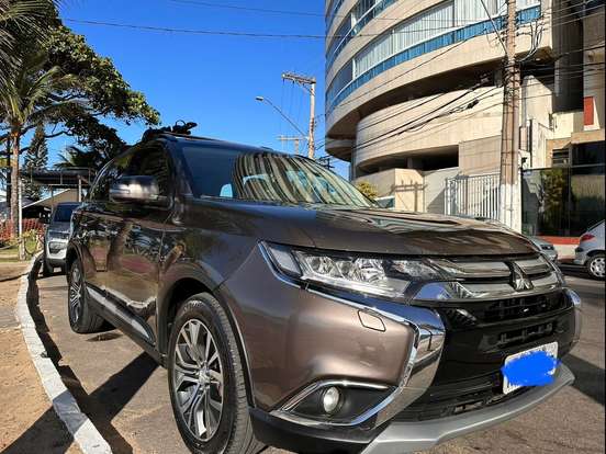 MITSUBISHI-OUTLANDER-2.2 4X4 16V DIESEL 4P AUTOMÁTICO MITSUBISHI-OUTLANDER-2015