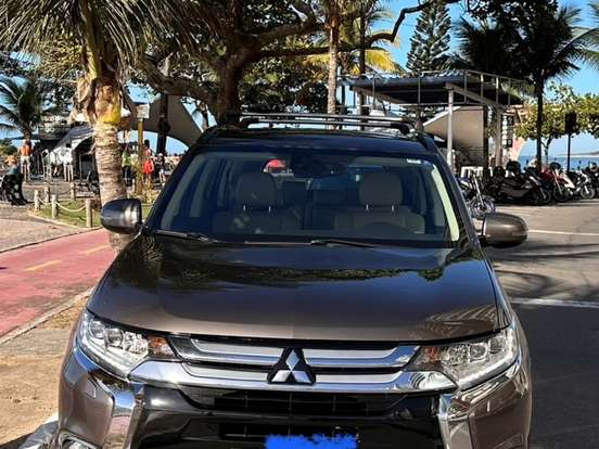 MITSUBISHI-OUTLANDER-2.2 4X4 16V DIESEL 4P AUTOMÁTICO MITSUBISHI-OUTLANDER-2015