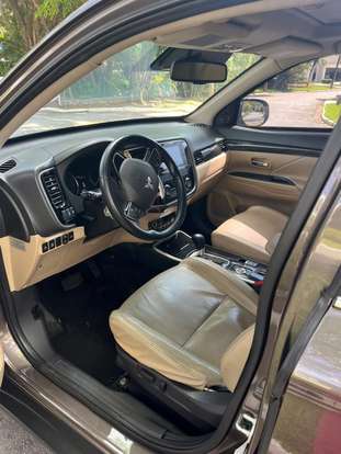 MITSUBISHI-OUTLANDER-3.0 GT 4X4 V6 24V GASOLINA 4P AUTOMÁTICO MITSUBISHI-OUTLANDER-2017