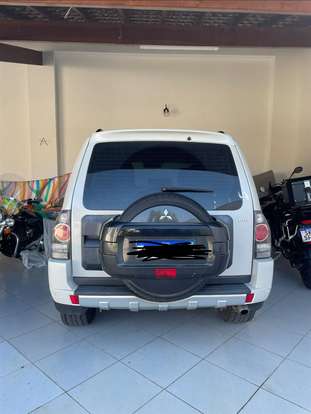 MITSUBISHI-PAJERO FULL-3.2 HPE 4X4 16V TURBO INTERCOOLER DIESEL 2P AUTOMÁTICO MITSUBISHI-PAJERO FULL-2014