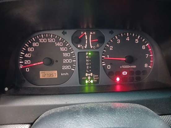 MITSUBISHI-PAJERO TR4-2005