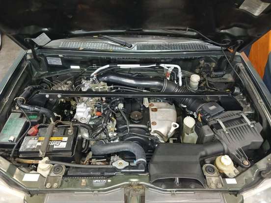 MITSUBISHI-PAJERO TR4-2005