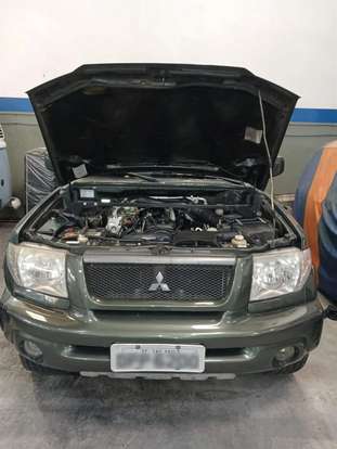 MITSUBISHI-PAJERO TR4-2005