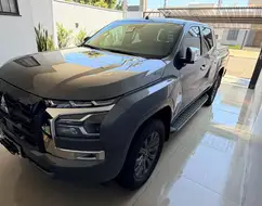 MITSUBISHI TRITON 2.4 BITURBO DIESEL CD HPE-S 4X4 AUTOMÁTICO MITSUBISHI TRITON 2.4 BITURBO DIESEL CD HPE-S 4X4 AUTOMÁTICO