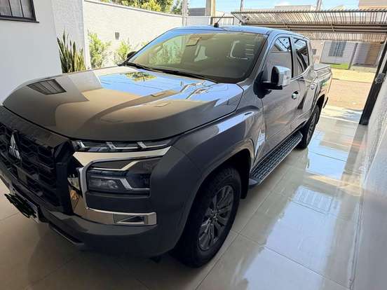 MITSUBISHI-TRITON-2.4 BITURBO DIESEL CD HPE-S 4X4 AUTOMÁTICO MITSUBISHI-TRITON-2025