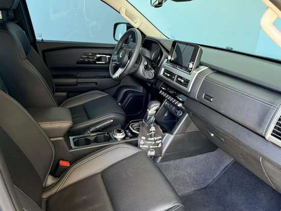 MITSUBISHI-TRITON-2.4 BITURBO DIESEL CD HPE-S 4X4 AUTOMÁTICO MITSUBISHI-TRITON-2025