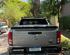MITSUBISHI TRITON 2.4 BITURBO DIESEL CD KATANA SR80 4X4 AUTOMÁTICO MITSUBISHI TRITON 2.4 BITURBO DIESEL CD KATANA SR80 4X4 AUTOMÁTICO
