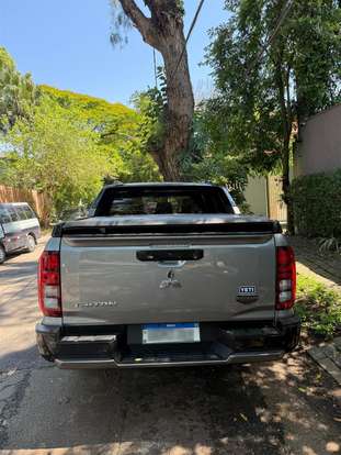 MITSUBISHI-TRITON-2025