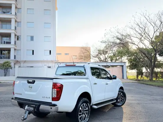 NISSAN-FRONTIER-2.3 16V TURBO DIESEL LE CD 4X4 AUTOMÁTICO NISSAN-FRONTIER-2018