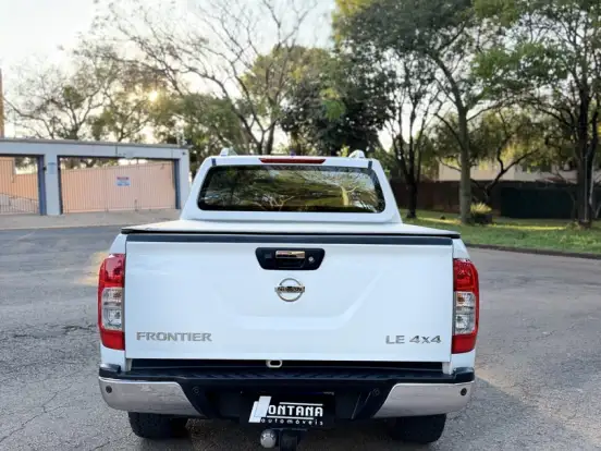 NISSAN-FRONTIER-2.3 16V TURBO DIESEL LE CD 4X4 AUTOMÁTICO NISSAN-FRONTIER-2018