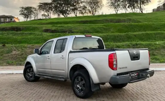 NISSAN-FRONTIER-2014