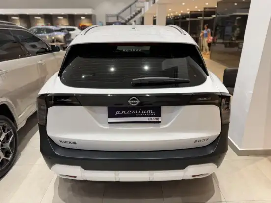 NISSAN-KICKS-2025