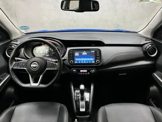 NISSAN-KICKS-2023