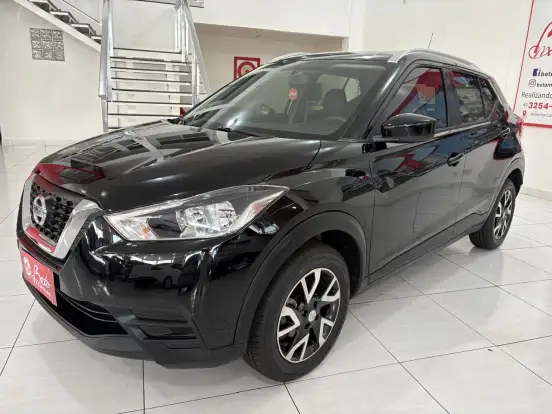NISSAN-KICKS-2020