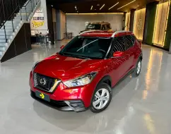 NISSAN KICKS 1.6 16V FLEXSTART S 4P XTRONIC NISSAN KICKS 1.6 16V FLEXSTART S 4P XTRONIC